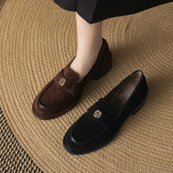 Loafers - okrugli vrh, gornji materijal: ovčji suede, 3-5 cm visok debeli petu, gumeni potplat