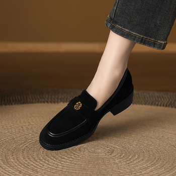 Loafers - okrugli vrh, gornji materijal: ovčji suede, 3-5 cm visok debeli petu, gumeni potplat