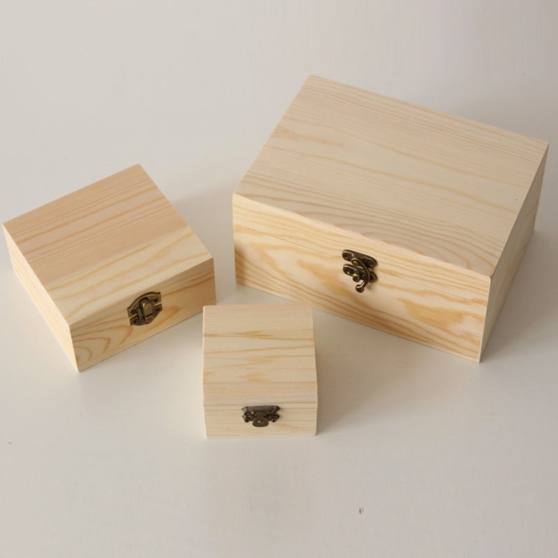 Cutie pătrată din lemn de pin pentru bijuterii, cu capac superior și inferior, gravură, personalizabilă, imprimare logo disponibil