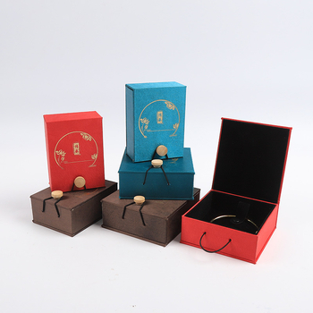 Cutie pentru brățări și pandante – stil moștenire în design, ambalaj din materiale compozite