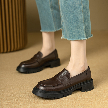 Женски лофери с кръгъл нос и дебела подметка - платформа, мъфин ток, гумена подметка