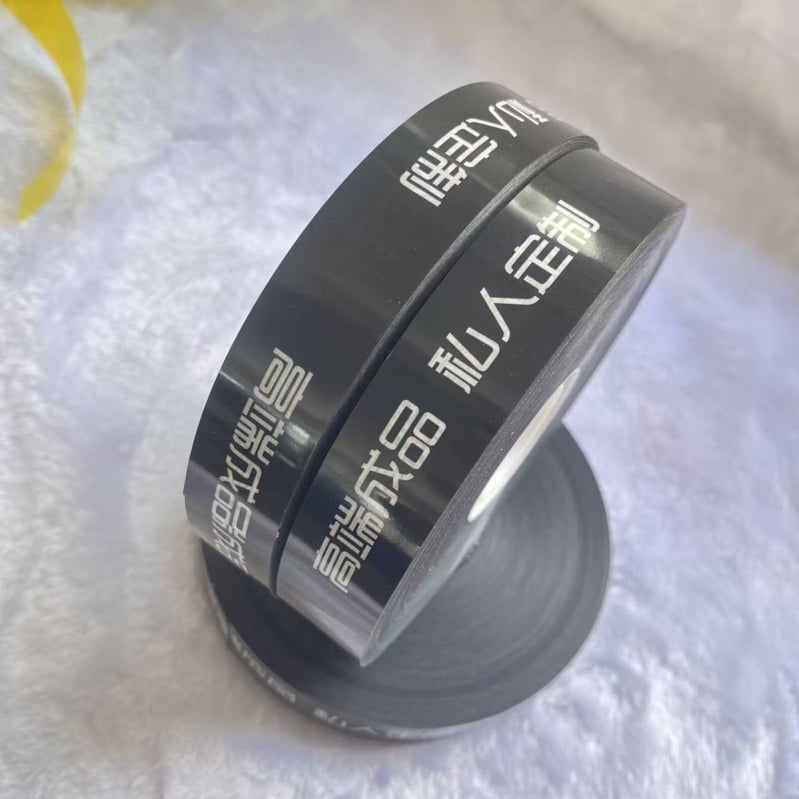 Dvostruka namjenska traka za ambalažu zavjesa, 12 svilenih vlakana, nosivost 20 kg, unutarnji promjer role 406 mm