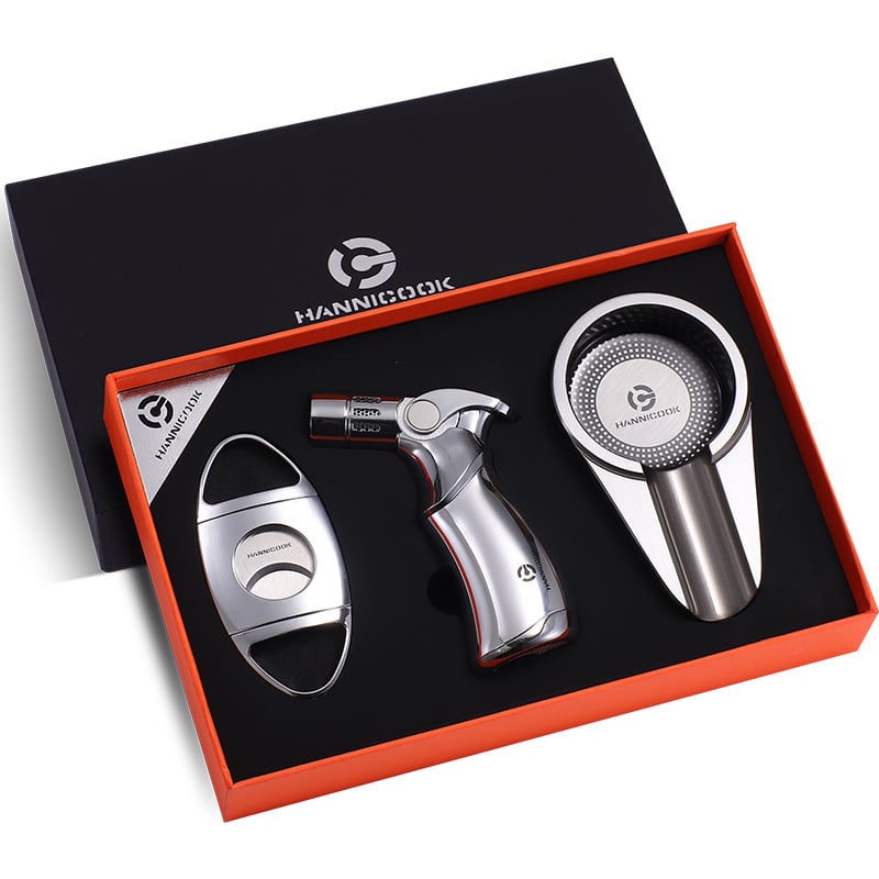 Σετ τριών τεμαχίων για πούρα: ψαλίδια, αναπτήρας και τασάκι – ανοξείδωτο ατσάλι, κράμα ψευδαργύρου, λεία επιφάνεια με λέιζερ