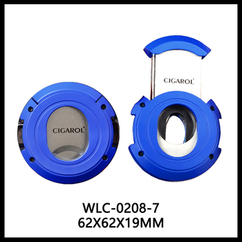 Κοπτήρας πούρων 2-σε-1 με V και ευθύ κοπτικό, μεταλλικός με ηλεκτροπλατινέ φινίρισμα, βάρος περίπου 150 g, ημιαυτόματος διακόπτης