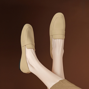 Дамски лоуфъри естествена кожа – кръгъл нос, подплата от свинска кожа, ток 3–6 см