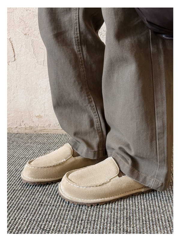 Ženski loaferi od prave kože, s oštrim vrhom, gumena potplata, slip-on, podstava od mikrovlakana, za proljeće