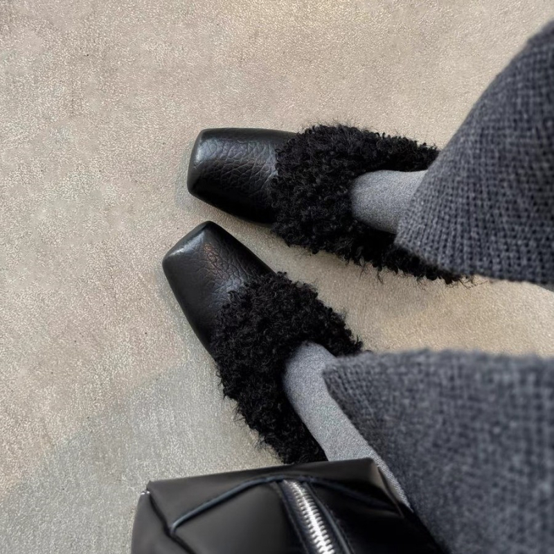Ženske loafers, četvrtasti nos, gornji dio od dvostruke kože goveda, unutarnja podstava od umjetnog krzna, gumena potplat, debeli pet 3-5 cm (Četvrtasti nos; Dvostruka koža goveda; Umjetno krzno u unutrašnjosti; Gumena potplat; Debeli pet 3-5 cm)