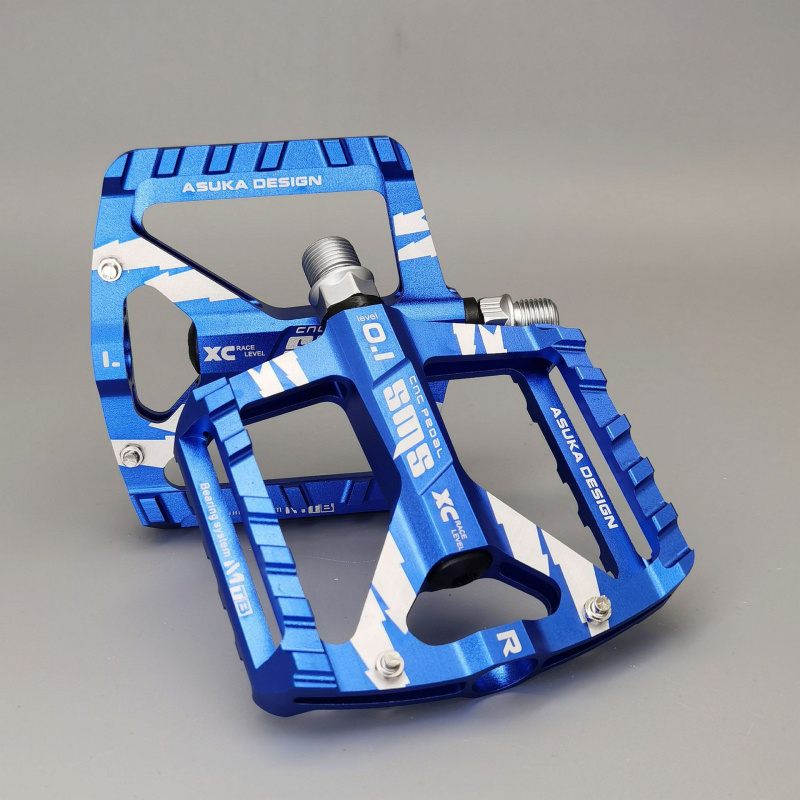 Ploški pedal za planinski bicikl – aluminijska legura, proširena protuklizna površina, model SMS-0.1, težina 400 g