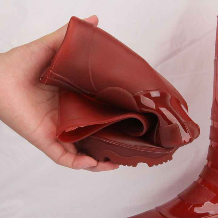 Yaxing muške visoke kišne čizme — PVC gornji dio, plastični đon, protivklizne, četiri sezone, industrijske rudarske čizme, okrugli vrh, niski potpetica (1–3 cm)