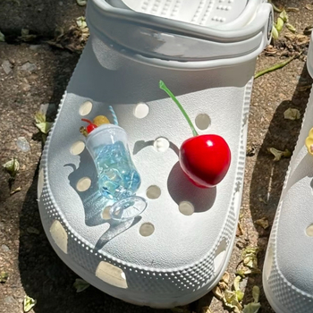 Izmjenjive dekorativne kopče za Crocs‑stil cipele: za sandale i papuče s motivima sladoleda, cvijeća i trešnje na gornjem dijelu – svakodnevni, sladak stil, pogodan za sve sezone