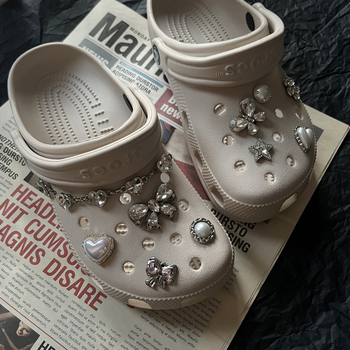 Aksesori Crocs-stila za obuću: metalna dijamantna leptir i cvijet, DIY kopča, brend Sister ye zi, model Suit; kompatibilno s sandalama, casual cipelama i papučama; stil Cartoon, Cartoon Paradise; sezona proljeće/ljeto/jesen