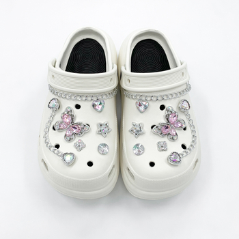 Crocs DIY set dodataka: rhinestones leptir lanac i kopča s cvijetom, Nr-0043, Nolan; kompatibilno s Crocs i drugim modelima; stil: kopča; godišnja doba: ljeto, zima, proljeće, jesen