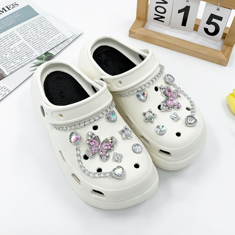Crocs DIY set dodataka: rhinestones leptir lanac i kopča s cvijetom, Nr-0043, Nolan; kompatibilno s Crocs i drugim modelima; stil: kopča; godišnja doba: ljeto, zima, proljeće, jesen