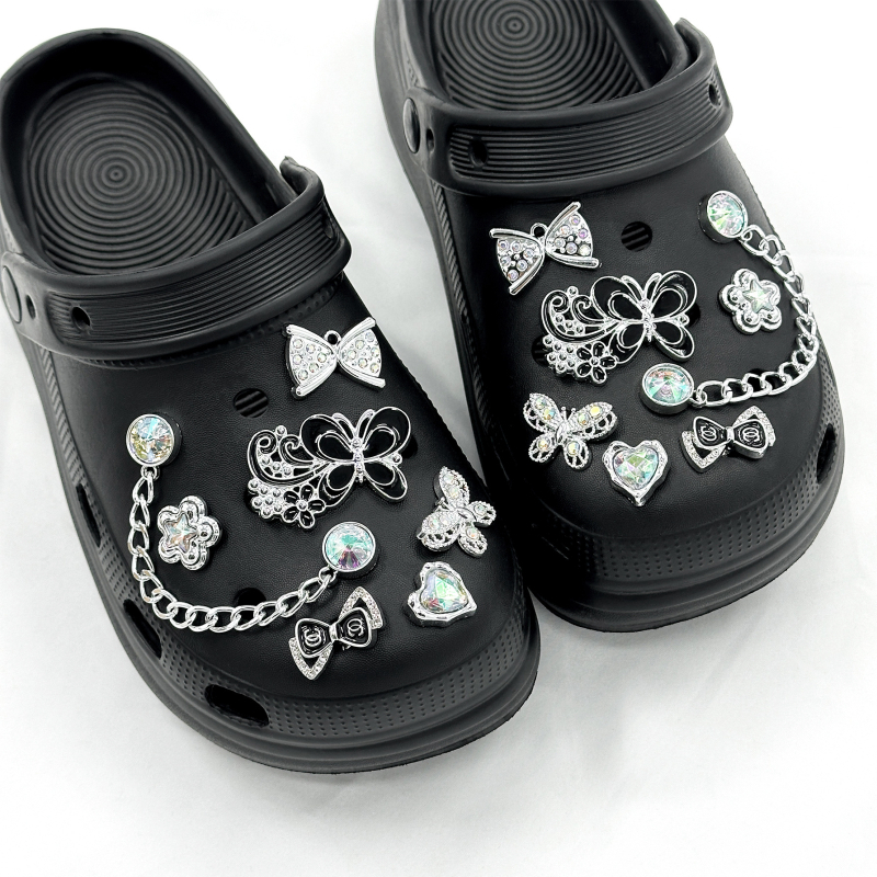 Crocs set kopči s ukrasnim leptirovim lancima, Nr-0071 Nolan, Kopče s odvojivim rhinestones leptirima, za Crocs, Stil kopče, svakodnevno opuštanje, Ljeto, Proljeće, Jesen