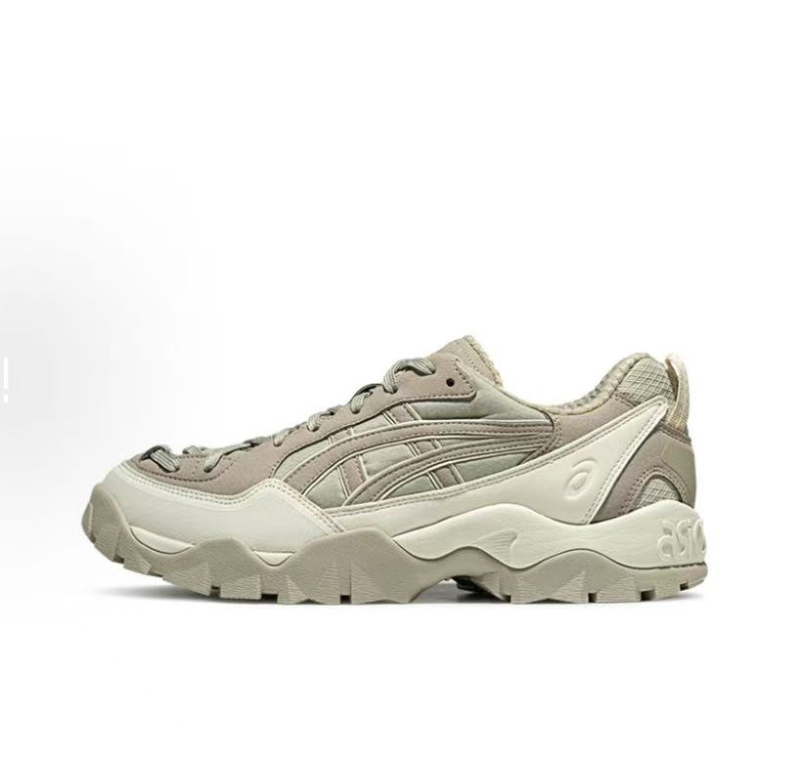 Férfi túracipő, alacsony fazon, PU+háló felső, csúszásmentes gumitalp, fűzős zárás