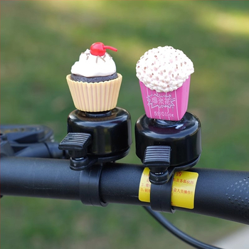 Železný zvon na bicykel s motívom hamburgera a dekoráciou hranolčekov a sendviča