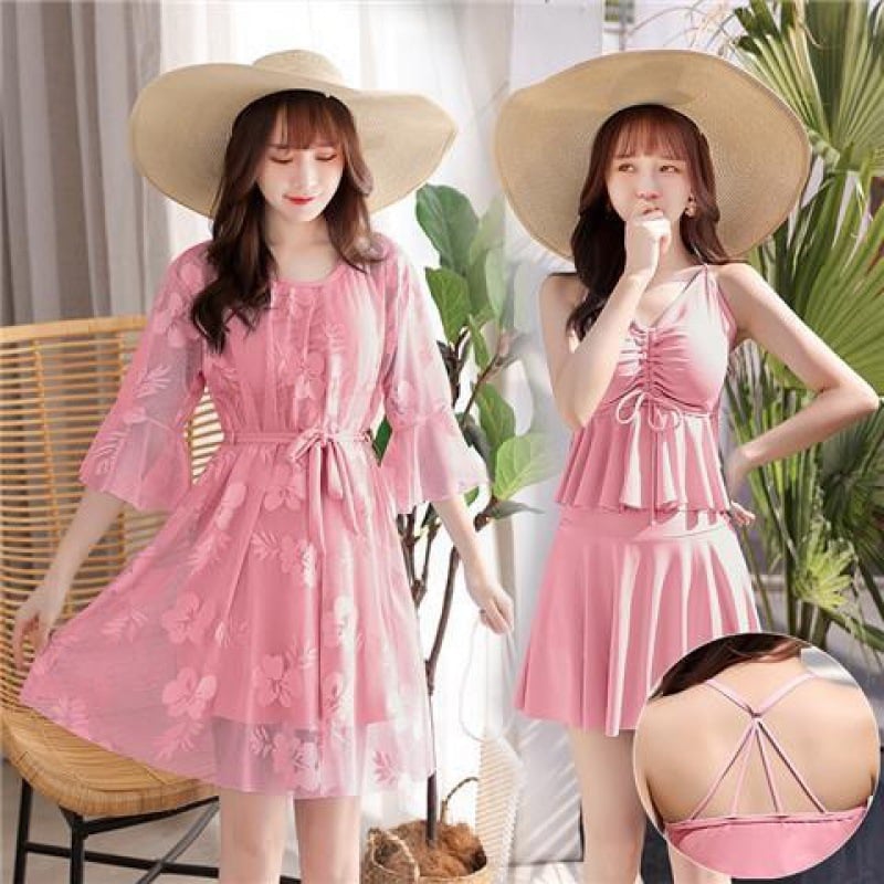 Дамски тричаст бански комплект с подплънки за бюста и метална опора, Milk Silk плат, 100% полиестер, принт