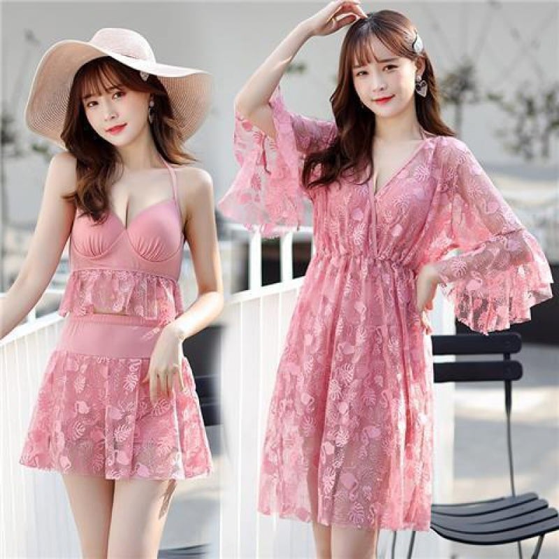 Дамски тричаст бански комплект с подплънки за бюста и метална опора, Milk Silk плат, 100% полиестер, принт