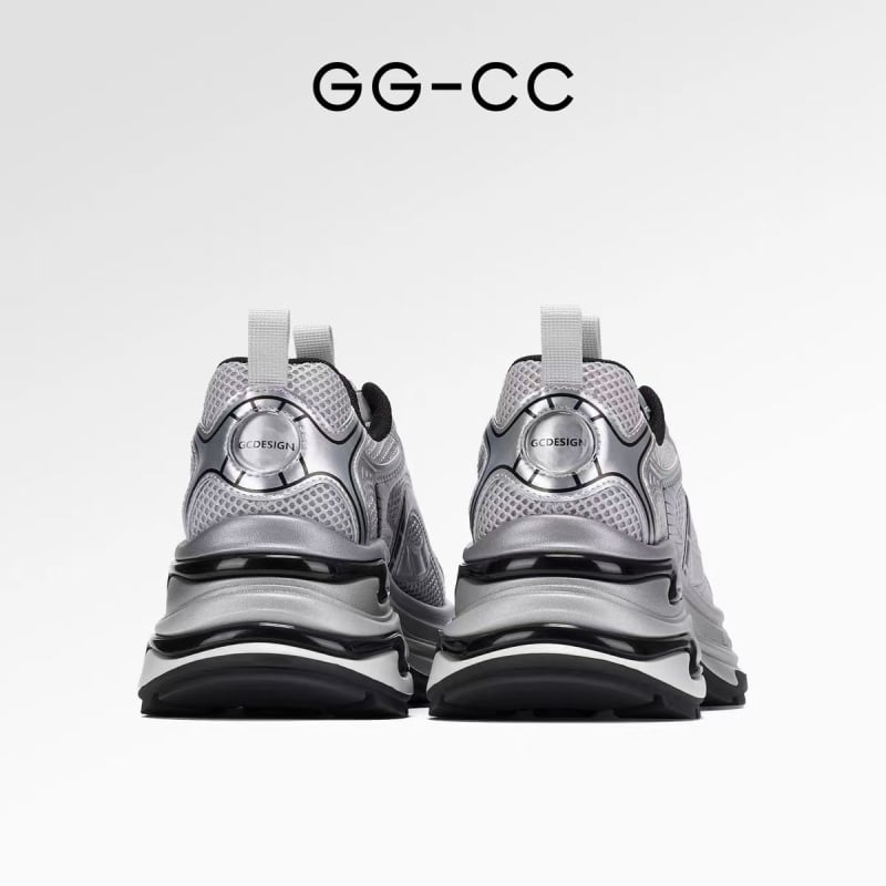 Ženske cipele tip dad shoes s debelom potplatom, gornji materijal od kože goveda, unutrašnjost od janjeće kože, gumeni potplat, vezanje, visina pete 3–5 cm