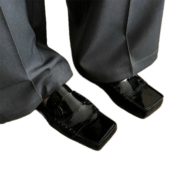 Unisex Slip-On loafers s kvadratnim vrhom, ravnim petom, gornji dio od Super Fiber i gumena potplat