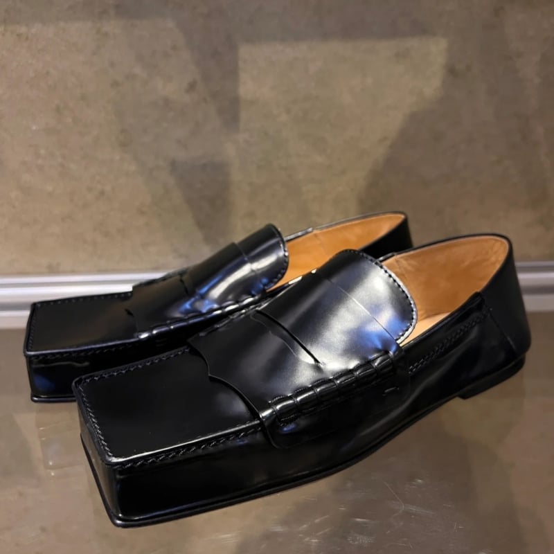 Unisex Slip-On loafers s kvadratnim vrhom, ravnim petom, gornji dio od Super Fiber i gumena potplat