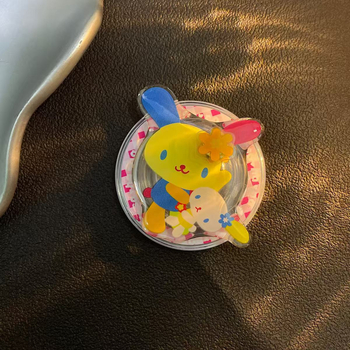 Magnetični nosač za telefon u karikaturalnom stilu Tamagotchi, plastična konstrukcija