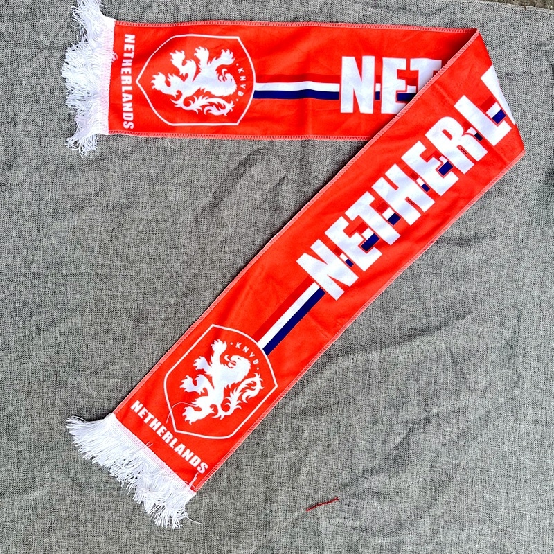 Nogometni navijački šal - Materijal: tanak pamuk; Prilagodba: Da; Otisnuto logo; Porijeklo: Guangzhou; Sport: Nogomet