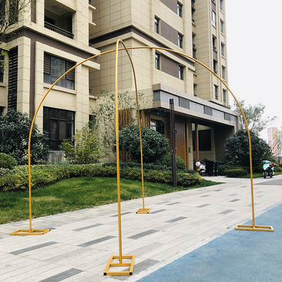 Vjenčani okrugli okvir pozadine, luk s cvjetovima trešnje, polukružni luk balona, željezni okvir