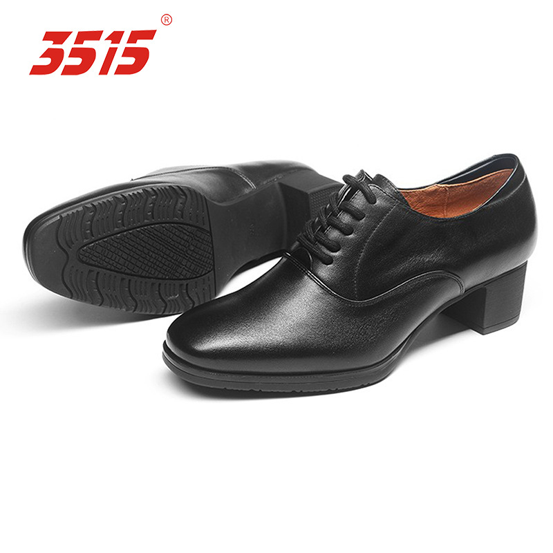 Ženske kožne loaferice - gornji dio od kože, okrugli vrh, niski pet 1–3 cm, slip-on, gumeni potplat