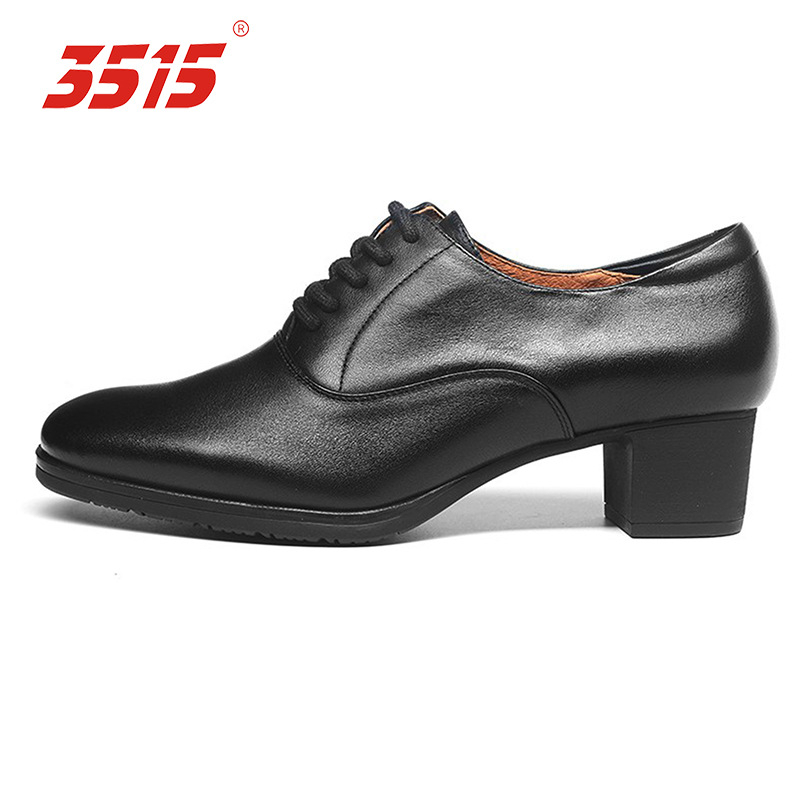 Ženske kožne loaferice - gornji dio od kože, okrugli vrh, niski pet 1–3 cm, slip-on, gumeni potplat