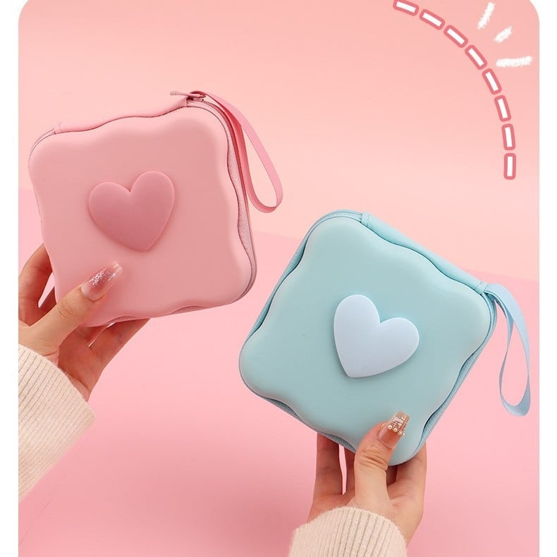 Kubasta PU torbica za putovanje za kabele, punjače i power banke – višenamjenski organizator elektroničkih dodataka.