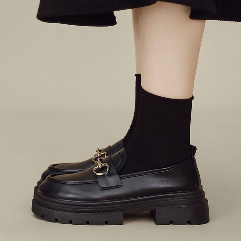 Loafers pentru femei — vârf rotund, toc plat, slip-on, talpă din cauciuc, PU vamp