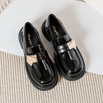 Loaferice s PU gornjim dijelom, kvadratni vrh, 3-5 cm debeli potplat, gumeni đon, slip-on