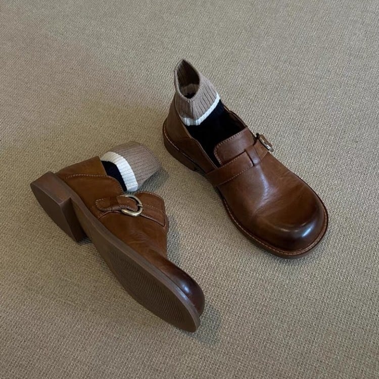 Ženske loaferice, britanski stil, gornji dio od dvostruke prirodne kože, okrugli nos, slip-on, niski debeli potpetica 1–3 cm, gumena potplat