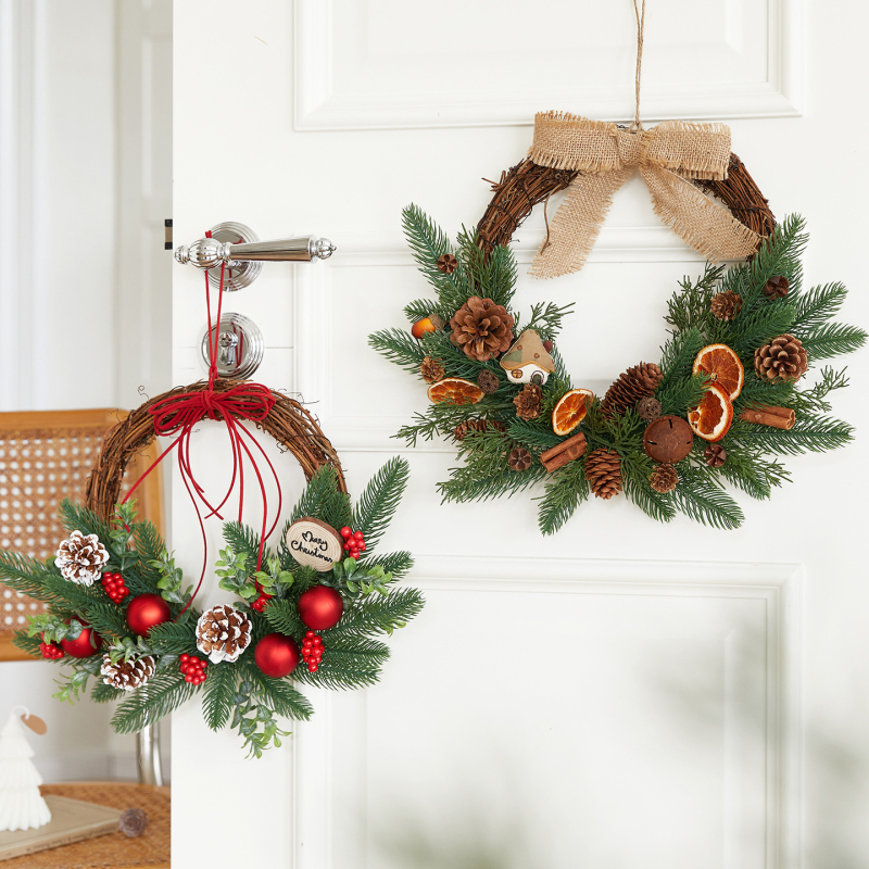 Коледна висяща декорация за входна врата, дърво и PVC, марка First Flower, стил Ин стил