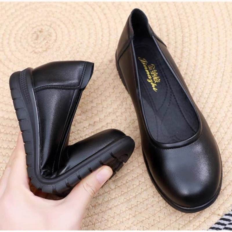 Ženske slip-on kancelarijske tenisice, okrugla vrh, vamp od mikrovlakna, gumeni đon, plosna peta