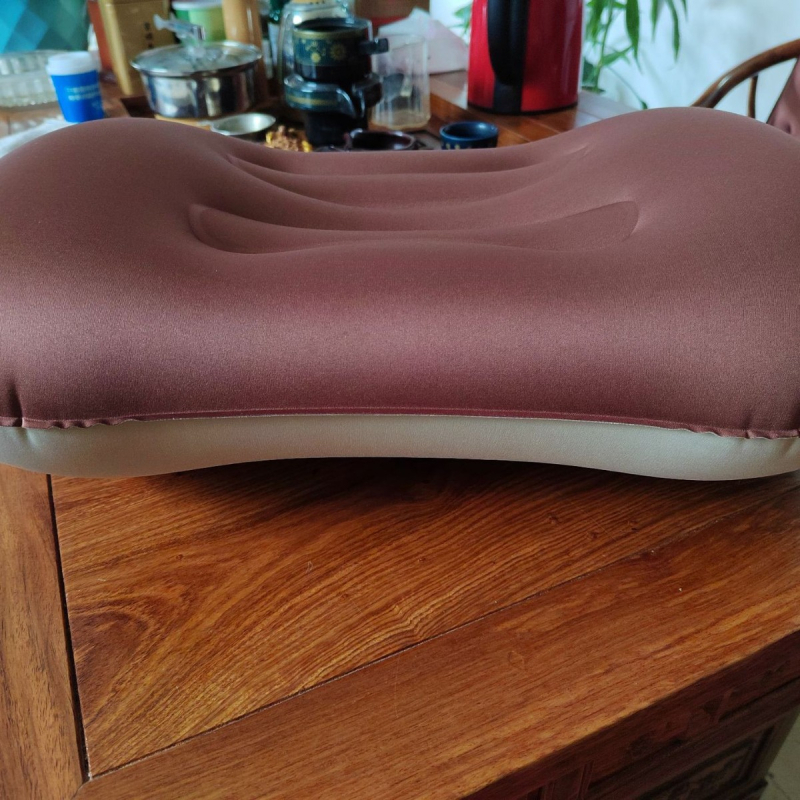 Naduvljiva U-oblikovana jastučnica od najlona, model MS-005, prilagodljiva, minimalistički dizajn