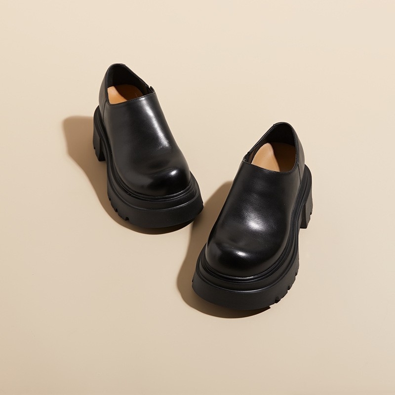 Ženske kožne cipele u vintage britanskom stilu, Slip-On, debela platforma, peta 6–8 cm, okrugli vrh
