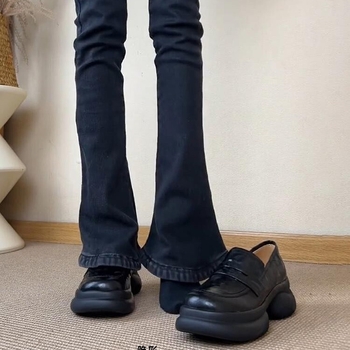 Ženske platform loaferice s okruglim nosom, debelim petom, gornji dio od mikrovlakna, gumena potplat