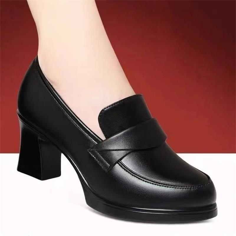 Ženske Slip-On loafers, PU gornji dio, okrugli vrh, 6–8 cm chunky potpetica, gumena potplat, ulošak od ovčje kože