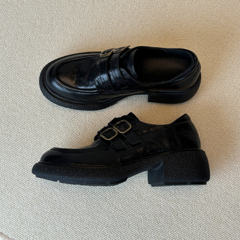 Loaferice s okruglom prstom, srednje visoka peta 3–5 cm, gornji dio Super Fiber, gumeni đon