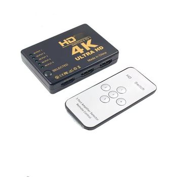 Bdxc-3–1/5–1 4K audio-video prekidač s IR distribucijom i TV daljinskim upravljačem, podijeljeni zaslon