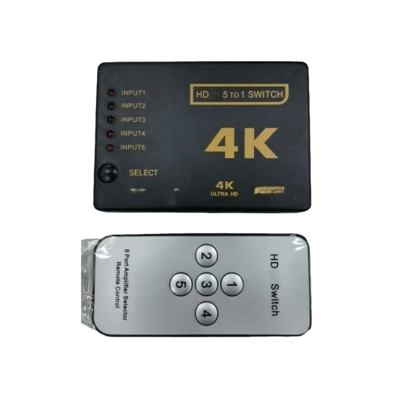 Bdxc-3–1/5–1 4K audio-video prekidač s IR distribucijom i TV daljinskim upravljačem, podijeljeni zaslon