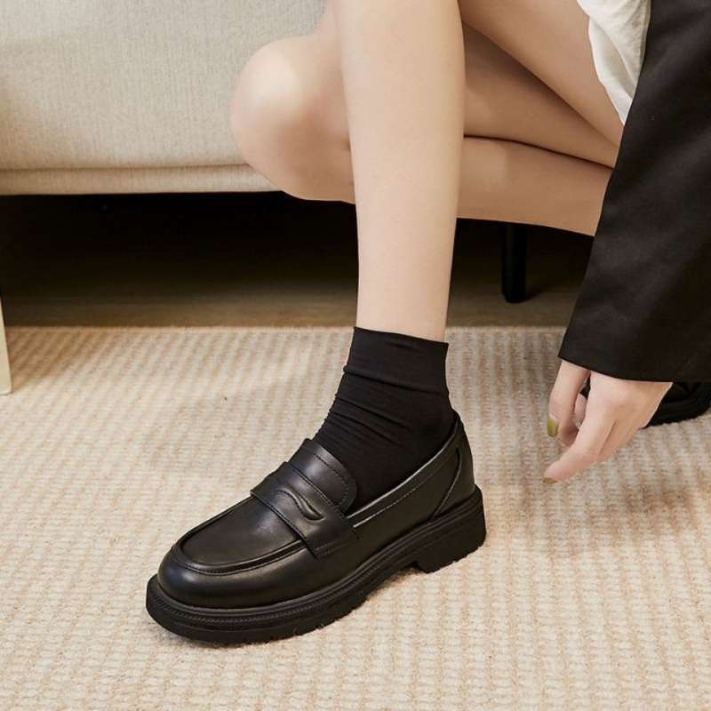 Ženske loafers za gradski stil i poslovnu upotrebu, okrugli vrh, gornji dio od više materijala, srednja visina, slip-on, gumena potplat