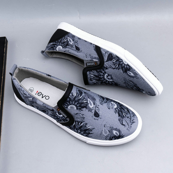 Muški slip-on loaferi — platneni gornji dio, gumena potplata, mrežasti unutrašnji dio, latex uložak