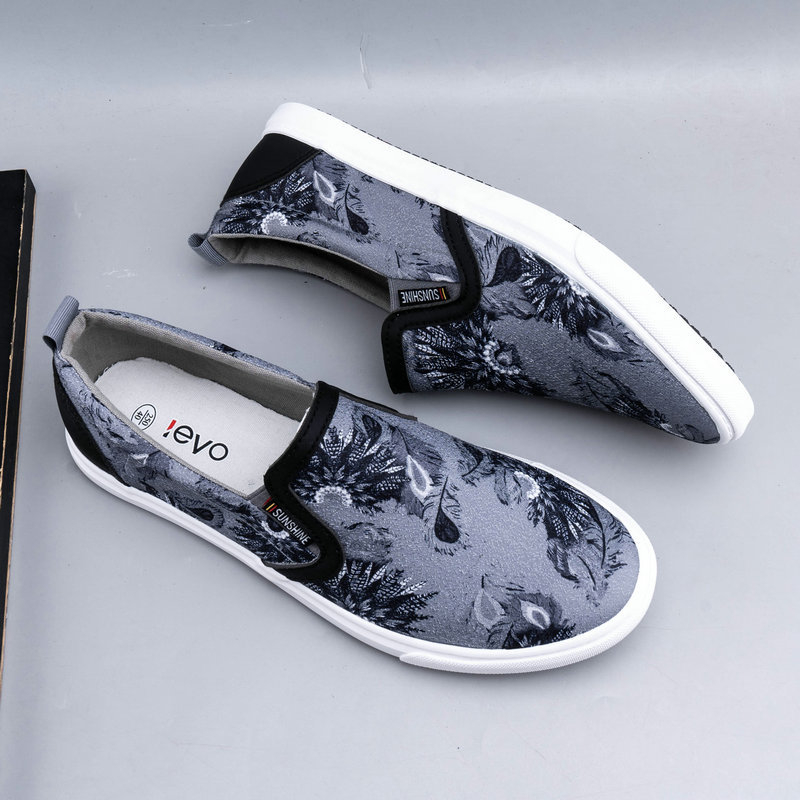 Muški slip-on loaferi — platneni gornji dio, gumena potplata, mrežasti unutrašnji dio, latex uložak