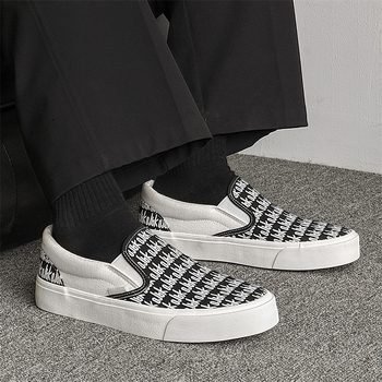 Platnene tenisice Slip-On s otiskom slova, elastična traka, gumeni potplat, unisex, ljeto 2025
