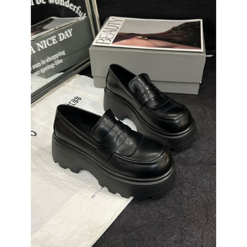 Ženske loaferice od prave kože s debelim podplatom, slip-on, okrugli vrh, niski potpetica 1–3 cm