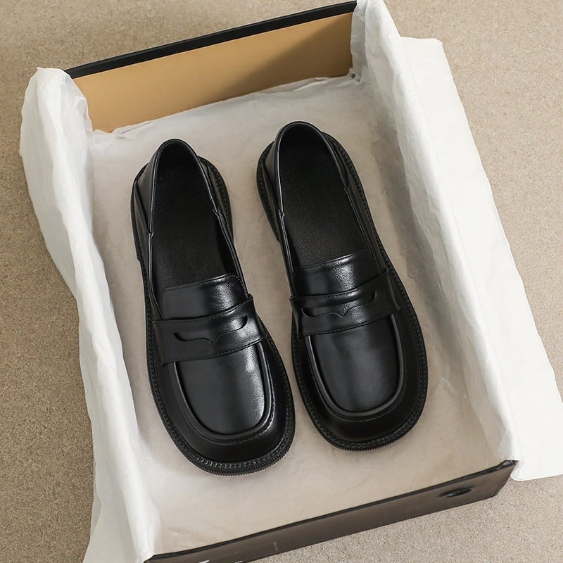 Ženske slip-on loaferice s okruglim vrhom, gornji dio od super vlakana, gumeni đon, niski potplat