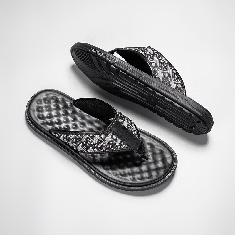 Muške japanke s denim gornjim dijelom, ležerni stil, zatvoren vrh prsta — Ljeto 2025